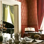 Carafa Di Maddaloni Residenza Di Charme Πανσιόν