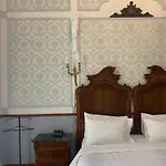 Carafa Di Maddaloni Residenza Di Charme 4* ナポリ