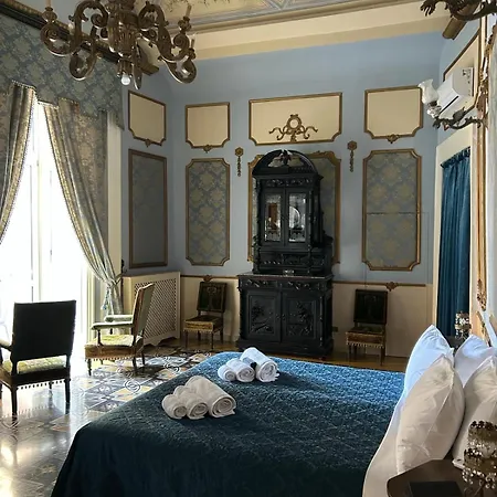 Carafa Di Maddaloni Residenza Di Charme 4* Neapol