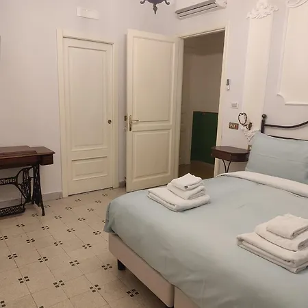 Carafa Di Maddaloni Residenza Di Charme 4* Νάπολη