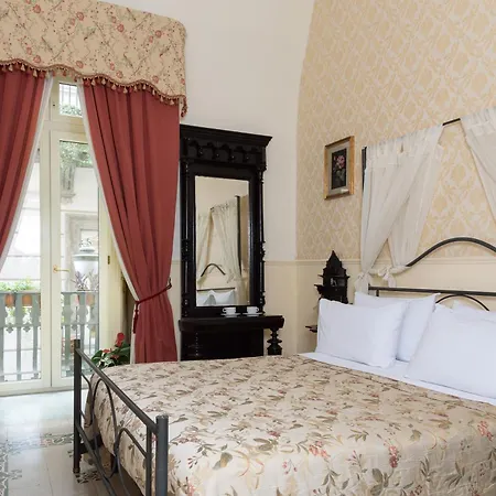 Carafa Di Maddaloni Residenza Di Charme 4* Νάπολη