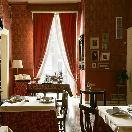 Carafa Di Maddaloni Residenza Di Charme 3* Neapol