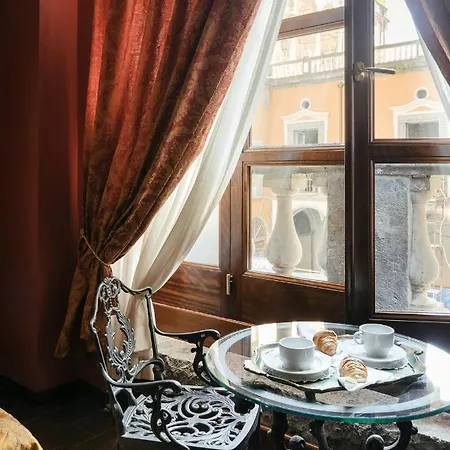 Carafa Di Maddaloni Residenza Di Charme Neapol