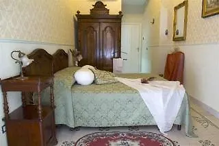 Penzion Carafa Di Maddaloni Residenza Di Charme Neapol